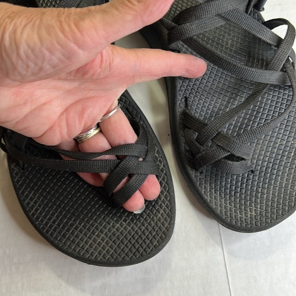 CHACO WOMENS BLACK STRAPPY ADJUSTABLE. STRAPS OUTDOOR SPORTS SANDAL SZ W10 - Picture 5 of 12